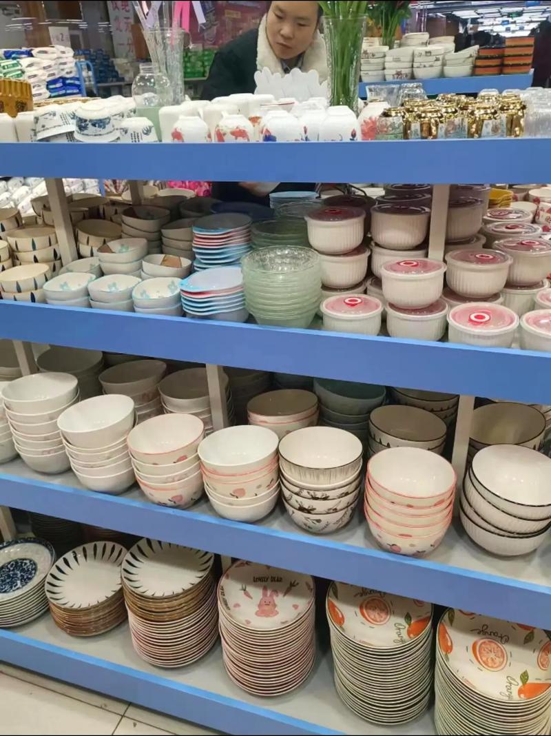 2元店的寶藏魔力 為什么“全場2元”能讓你欲罷不能？